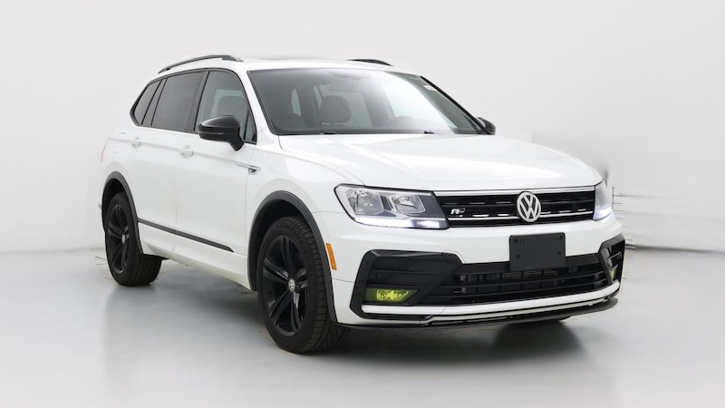 2019 Volkswagen Tiguan SE R-Line Hero Image