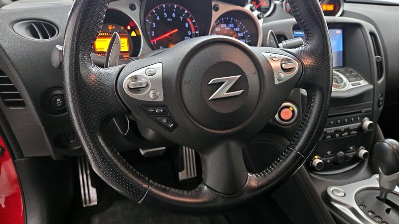 2014 Nissan Z 370Z 10