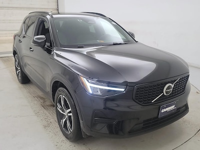 2024 Volvo XC40 B5 Core -
                Westborough, MA