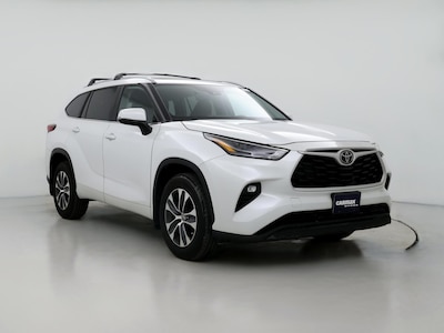 2023 Toyota Highlander XLE -
                Norwood, MA