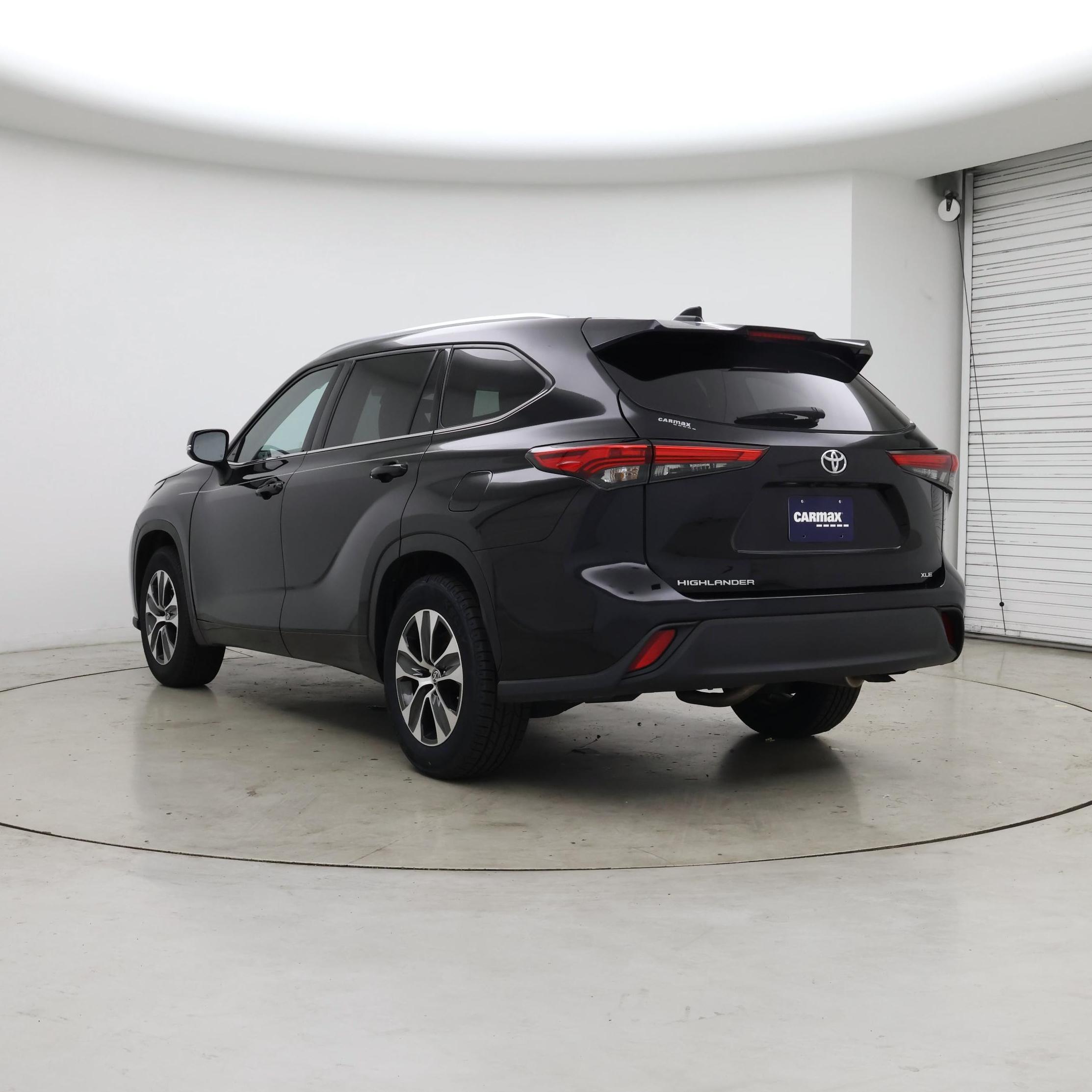 Thumbnail: 2020 Toyota Highlander - 2