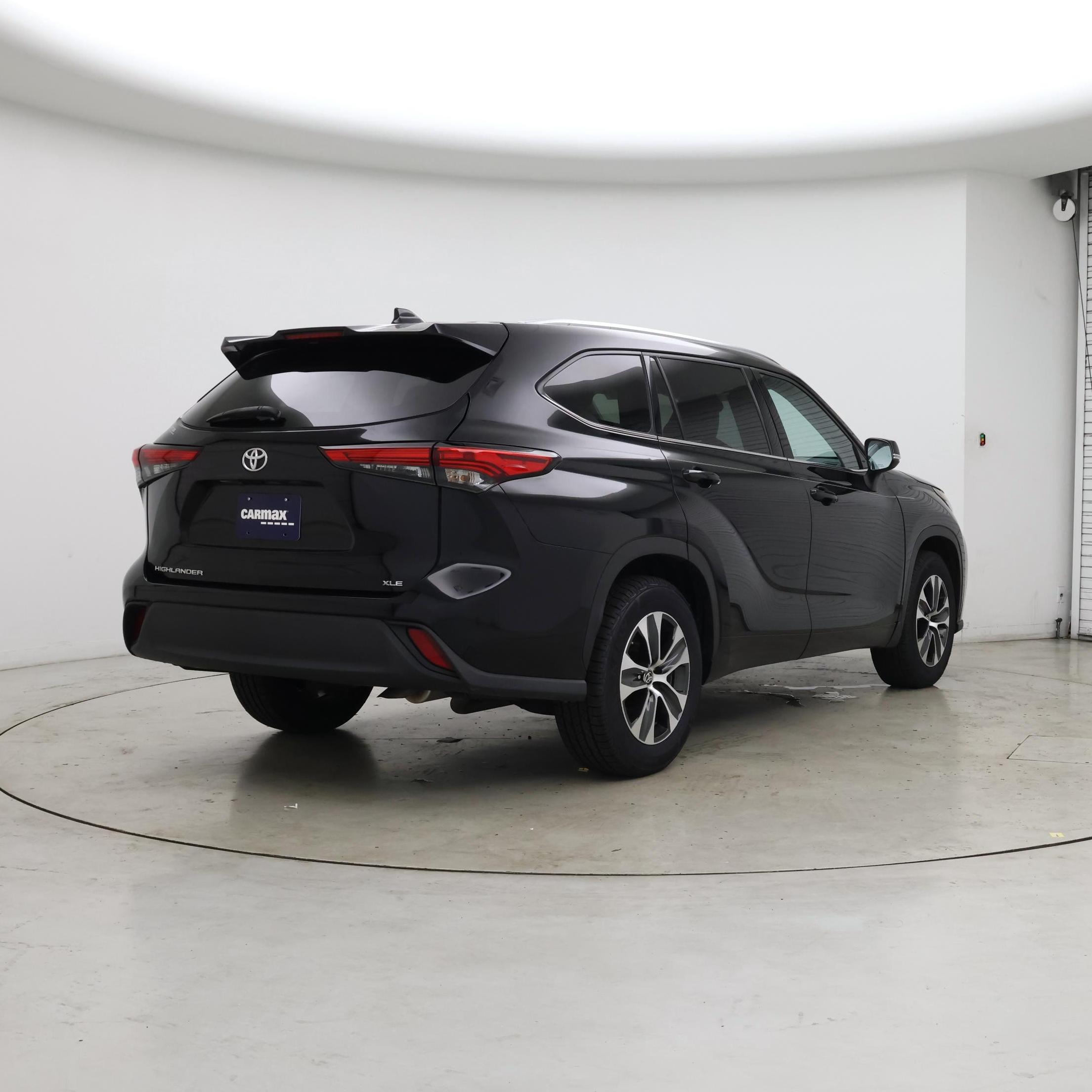 Thumbnail: 2020 Toyota Highlander - 8