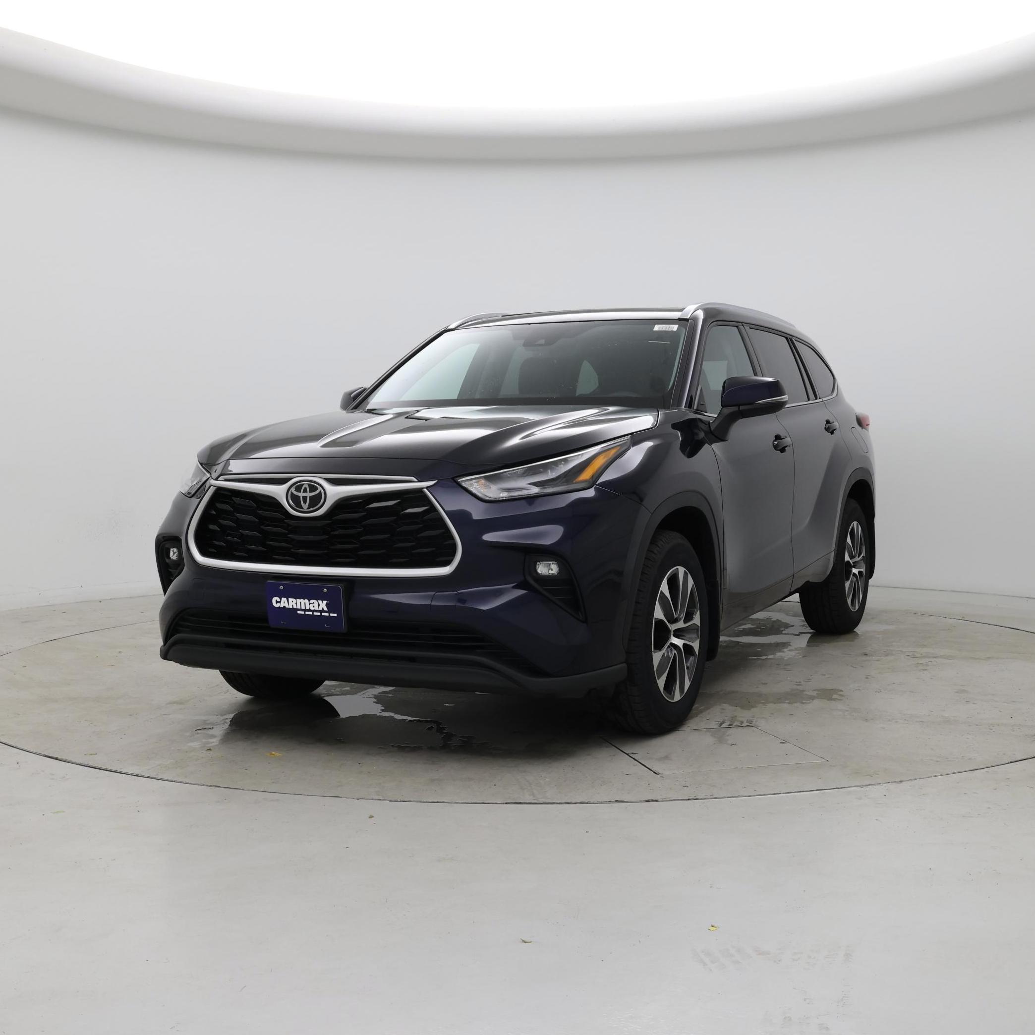 Thumbnail: 2021 Toyota Highlander - 4