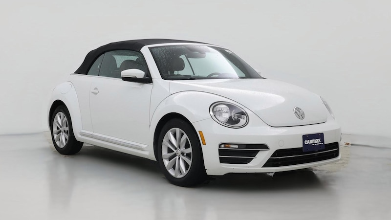 2017 Volkswagen Beetle Classic Hero Image