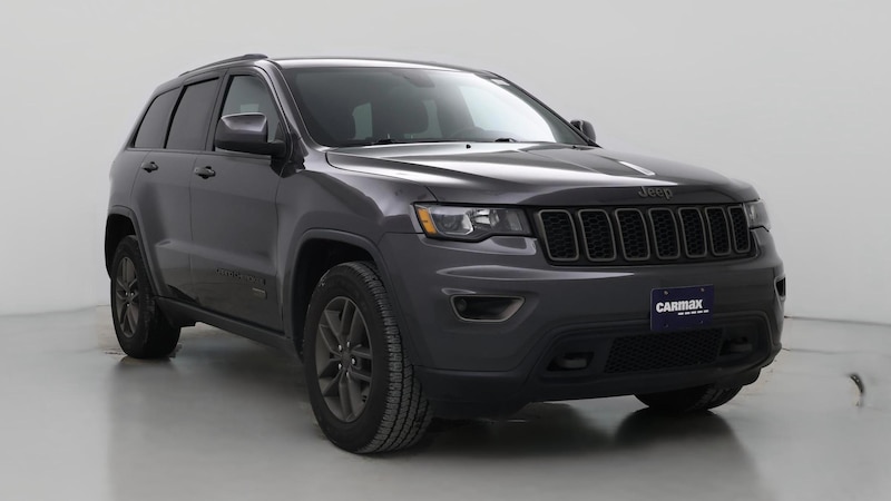 2016 Jeep Grand Cherokee Laredo Hero Image