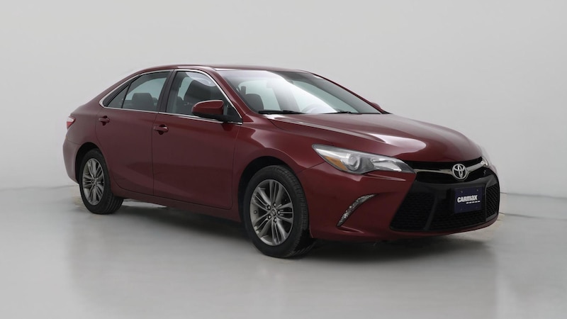 2016 Toyota Camry SE Hero Image