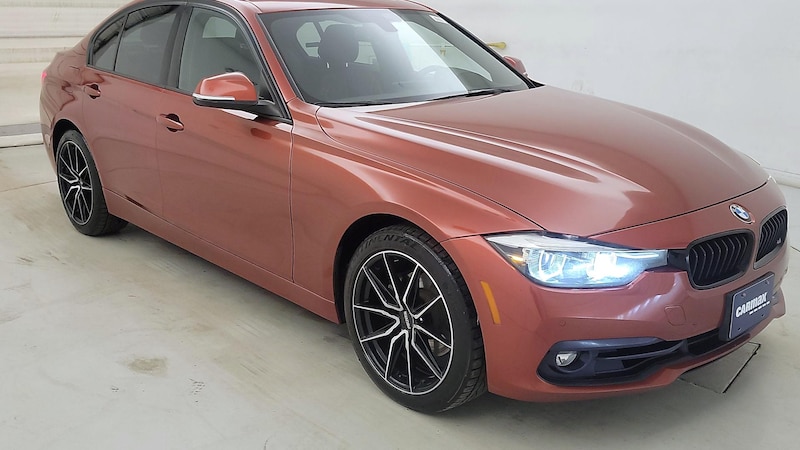 2018 BMW 3 Series 330xi Hero Image