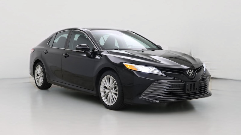 2018 Toyota Camry XLE Hero Image