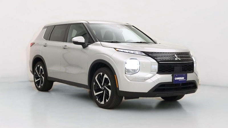 2022 Mitsubishi Outlander ES Hero Image