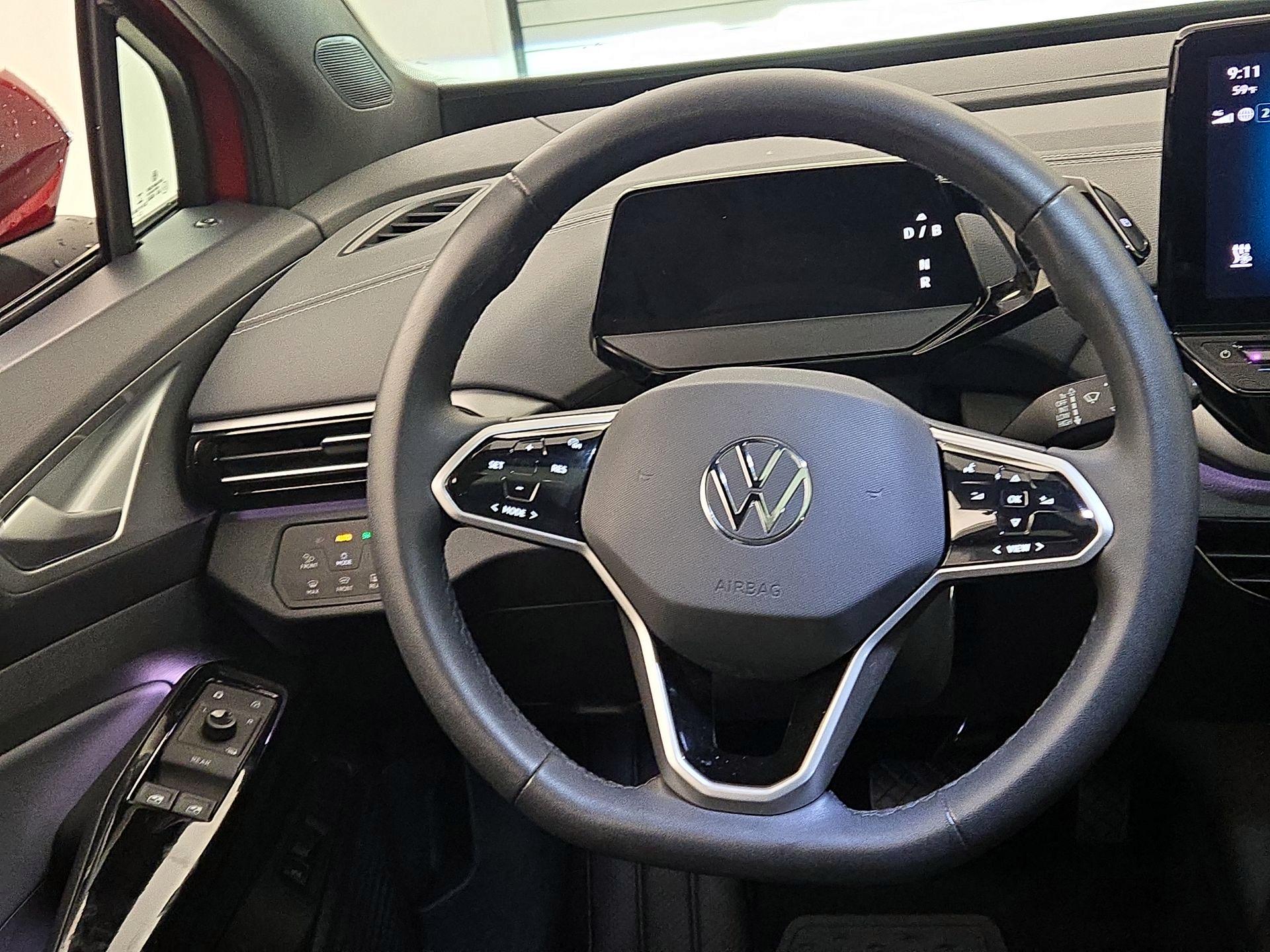 Thumbnail: 2023 Volkswagen ID.4 - 10