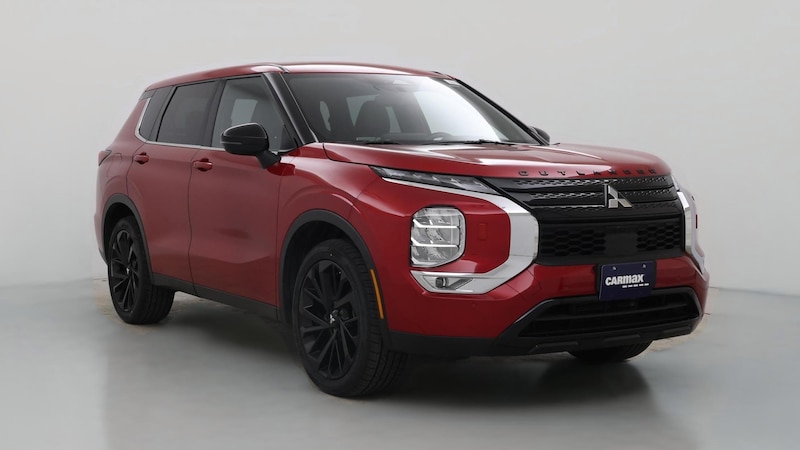 2022 Mitsubishi Outlander SE Hero Image