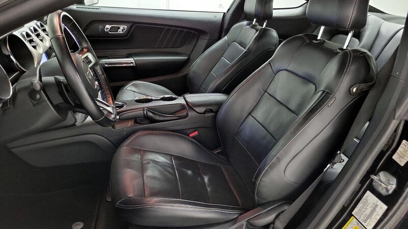 2016 Ford Mustang  11