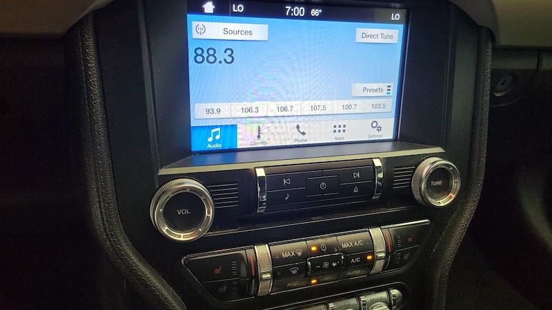 2016 Ford Mustang  15