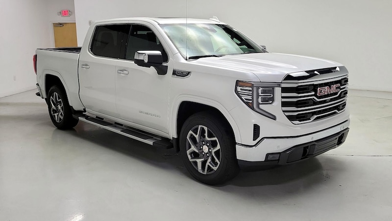 2022 GMC Sierra 1500 SLT Hero Image