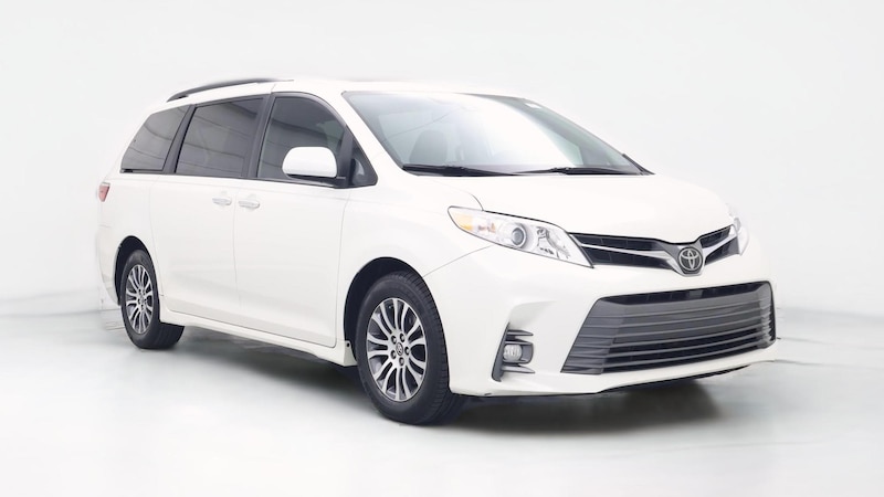 2019 Toyota Sienna XLE Premium Hero Image