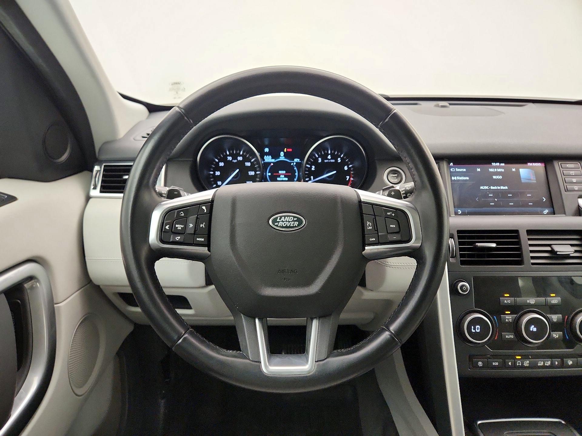 Thumbnail: 2019 Land Rover Discovery Sport - 10