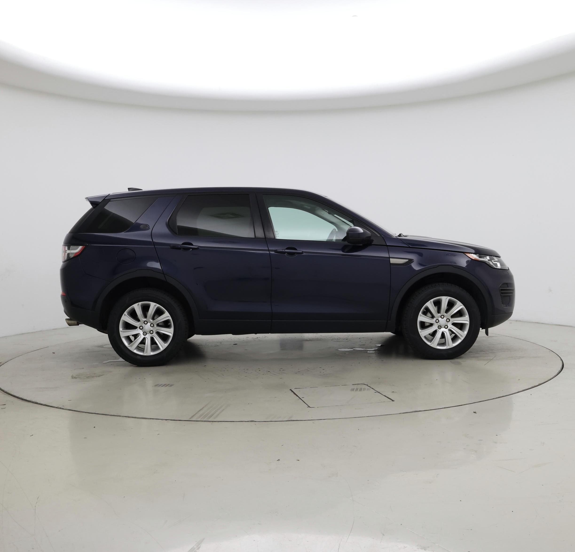 Thumbnail: 2019 Land Rover Discovery Sport - 7