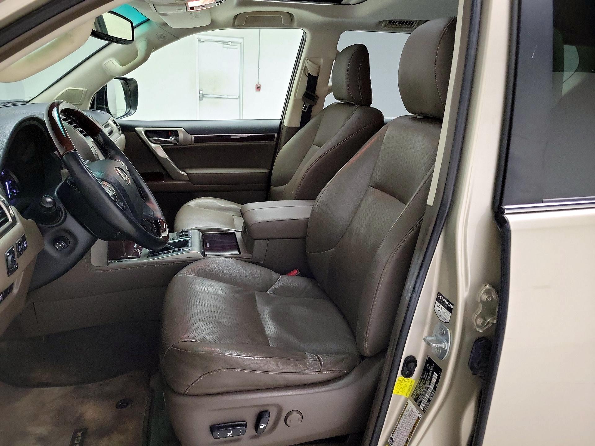 Thumbnail: 2015 Lexus GX - 11