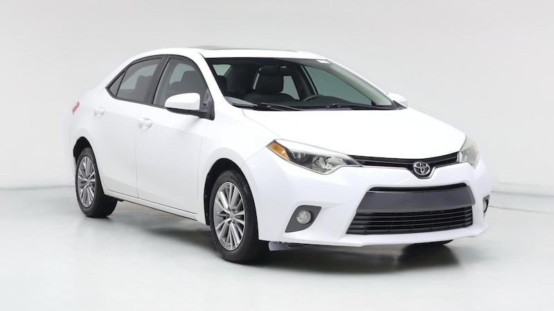 2015 Toyota Corolla LE Hero Image