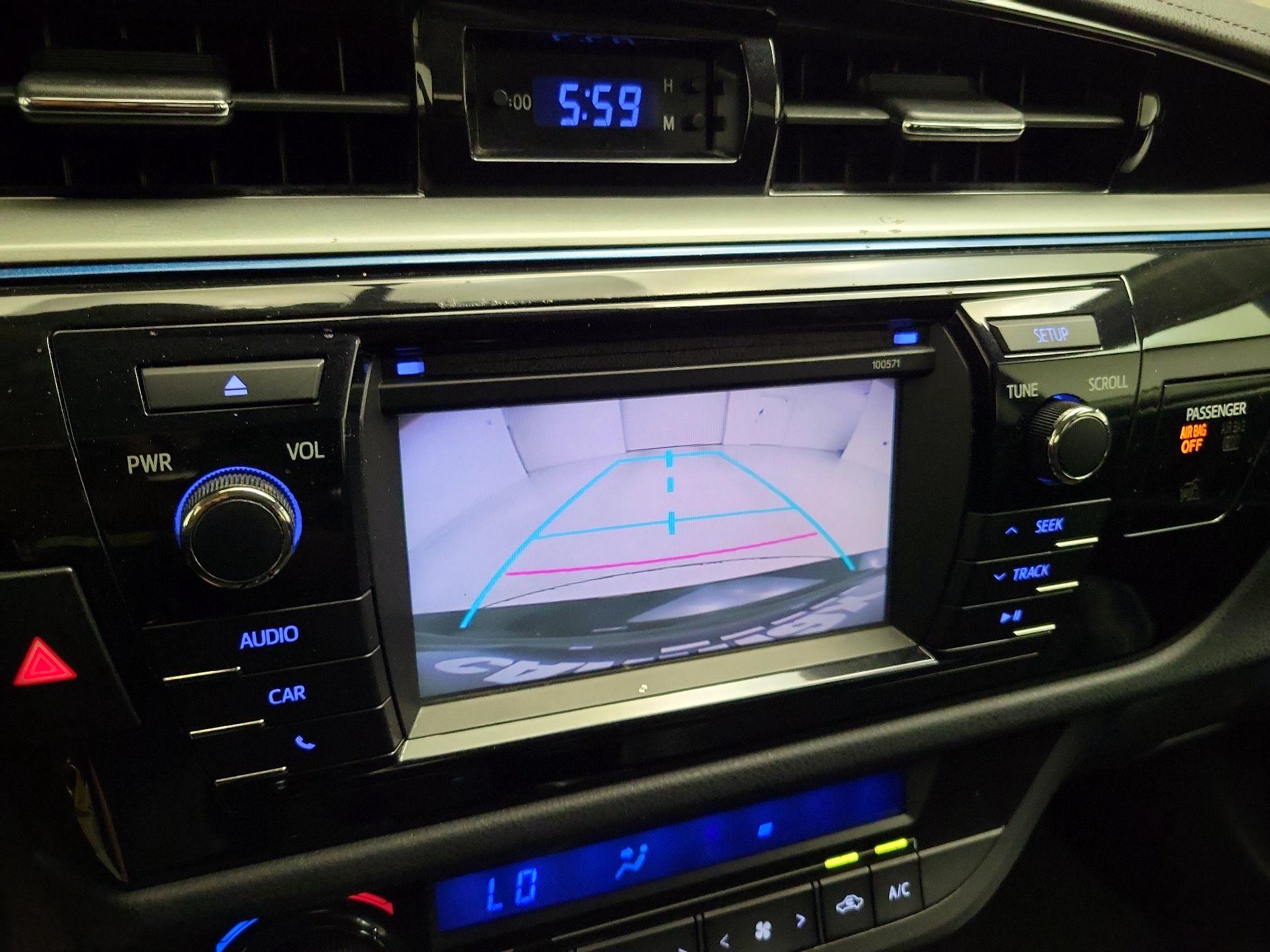 Thumbnail: 2016 Toyota Corolla - 14