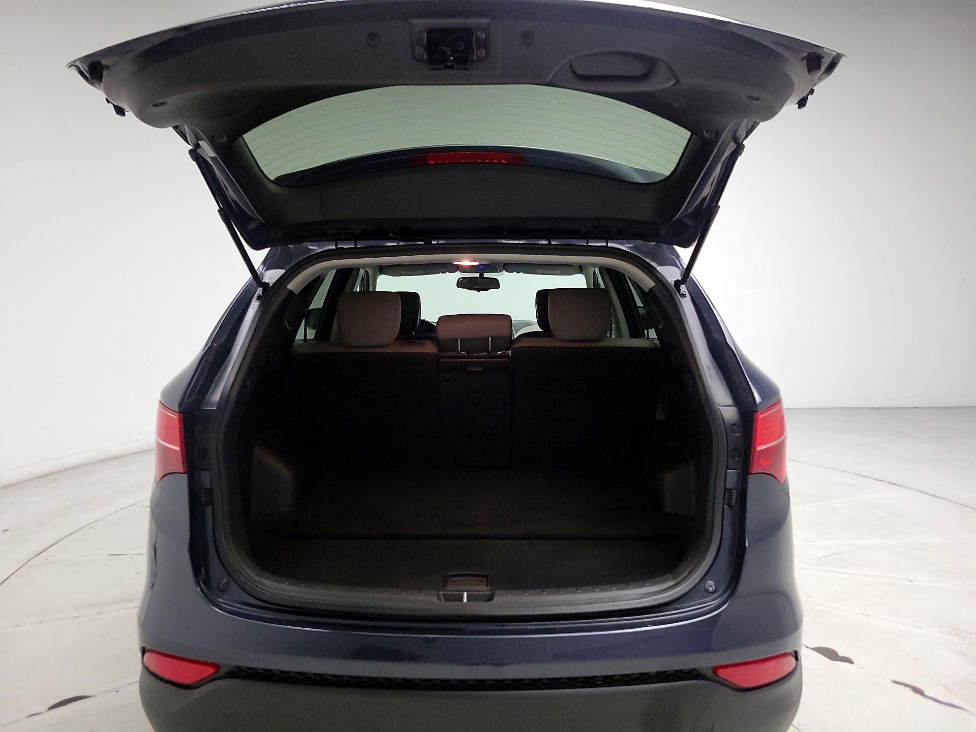 Thumbnail: 2014 Hyundai Santa Fe - 18