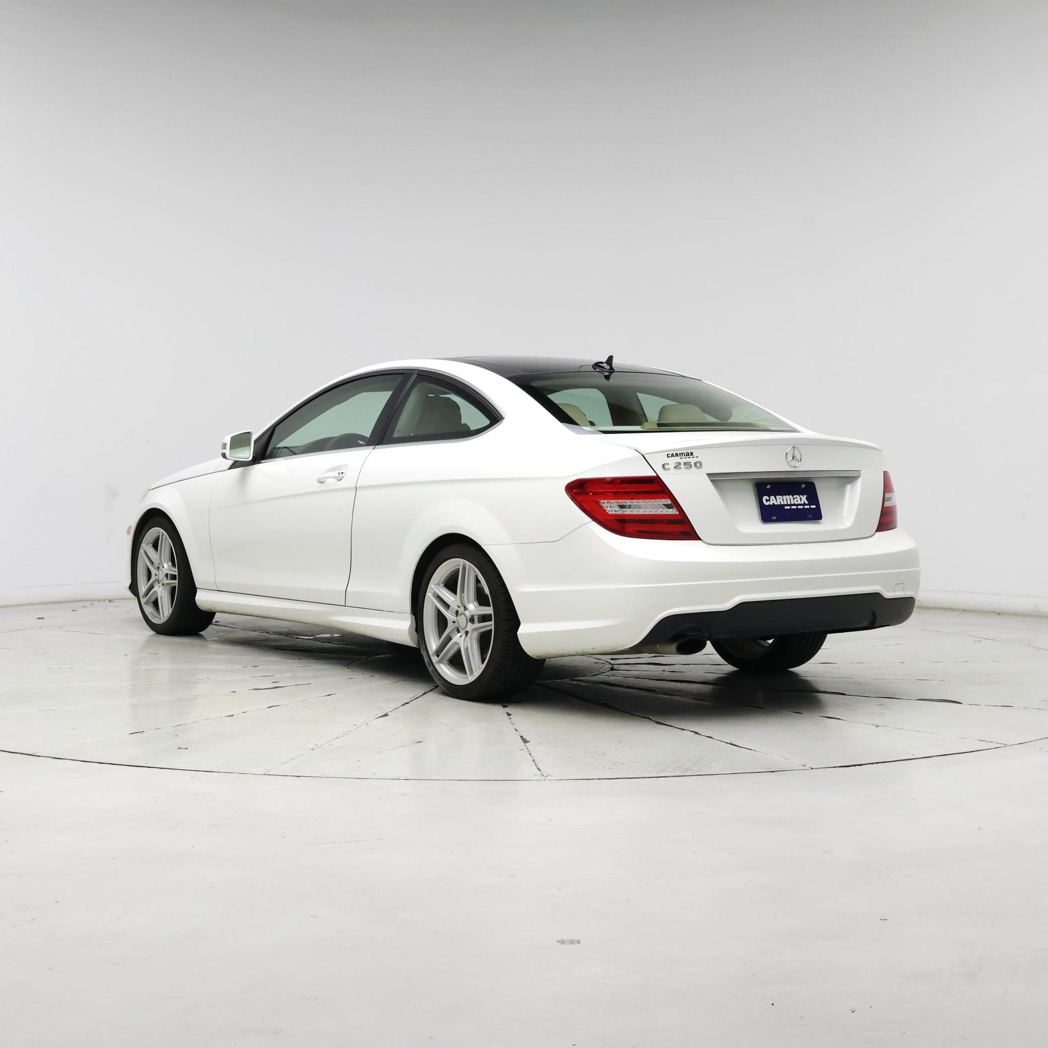 Thumbnail: 2014 Mercedes-Benz C-Class - 2