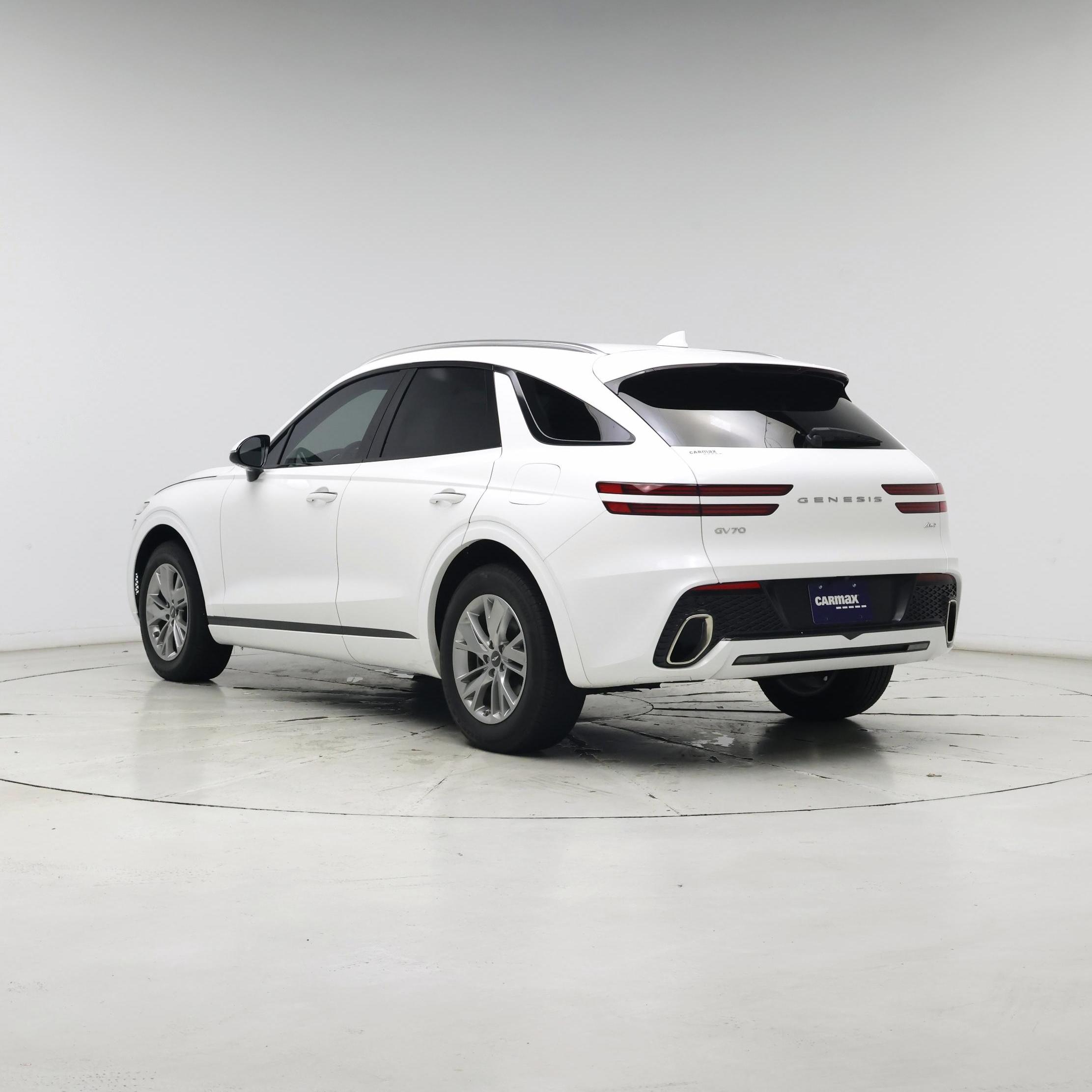 Thumbnail: 2022 Genesis GV70 - 2