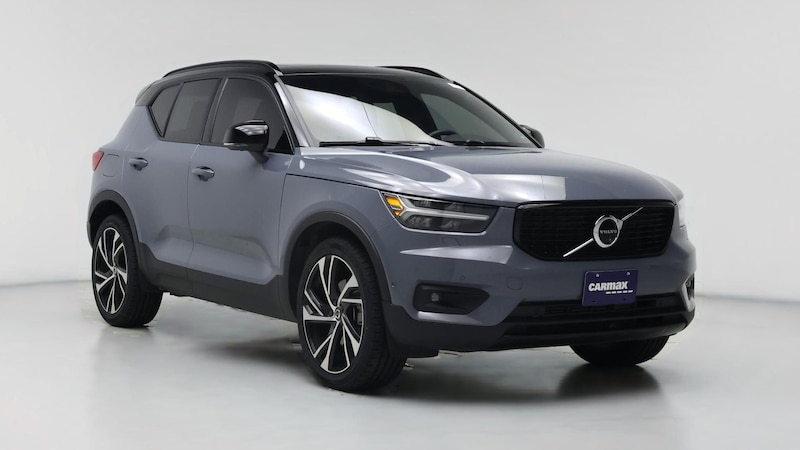 2022 Volvo XC40 T5 R-Design Hero Image