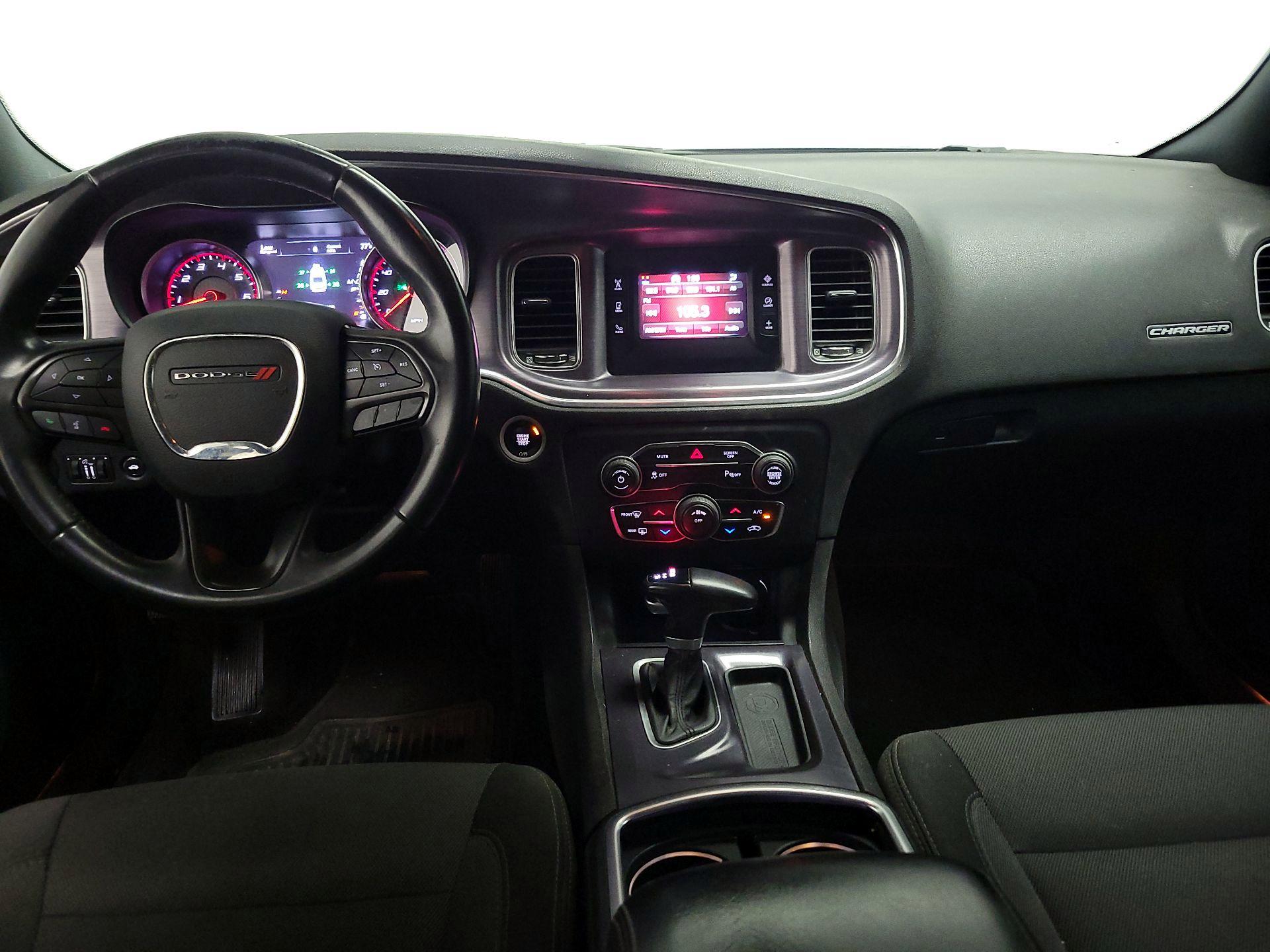 Thumbnail: 2017 Dodge Charger - 9