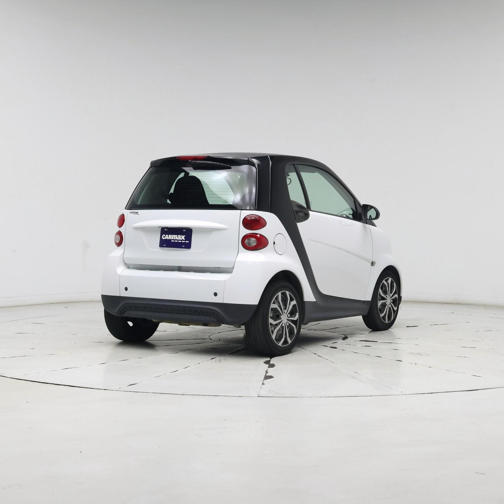 Thumbnail: 2015 smart fortwo - 8