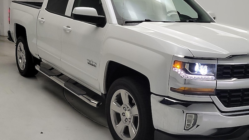2018 Chevrolet Silverado 1500 LT Hero Image