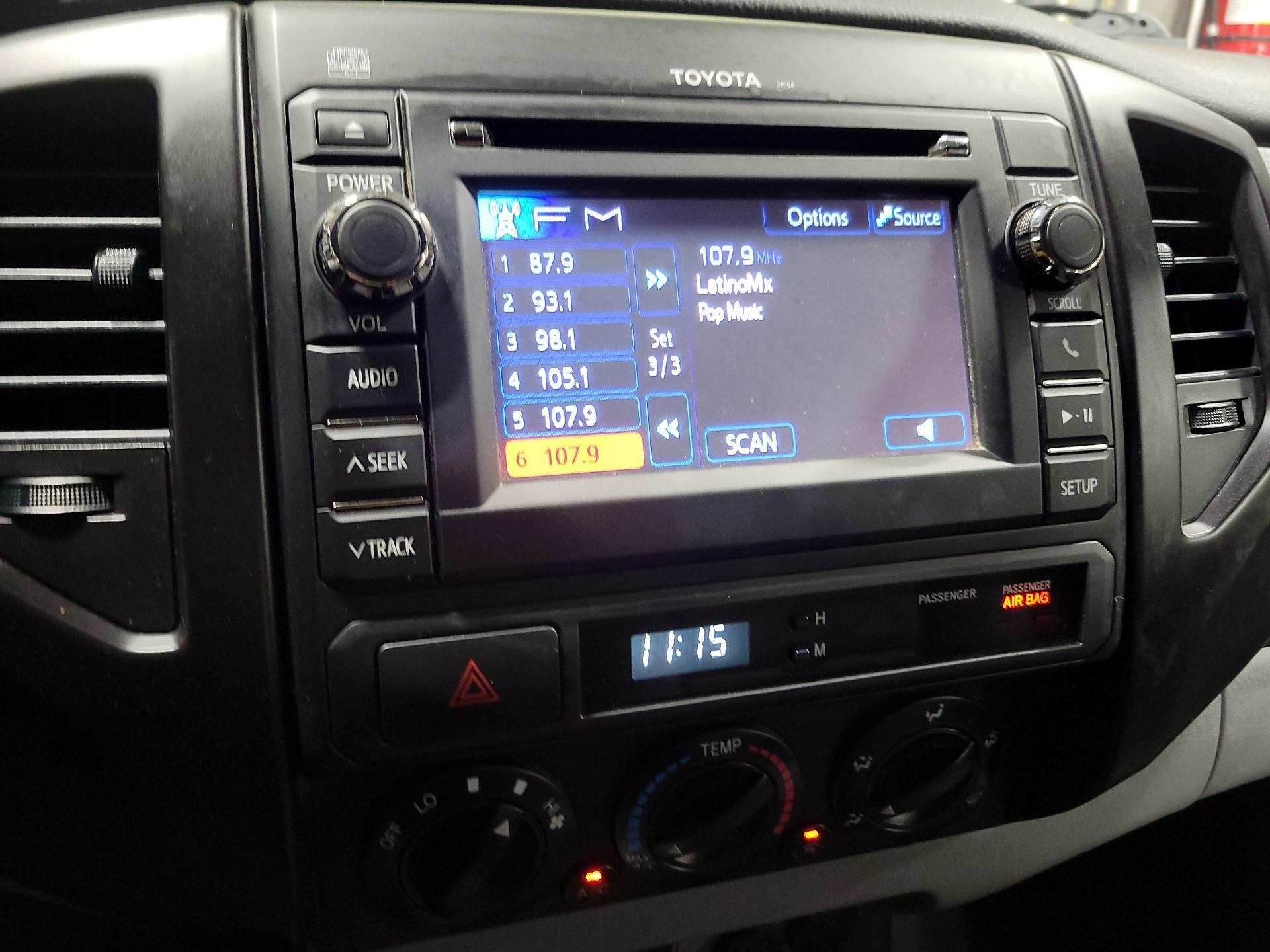Thumbnail: 2013 Toyota Tacoma - 14