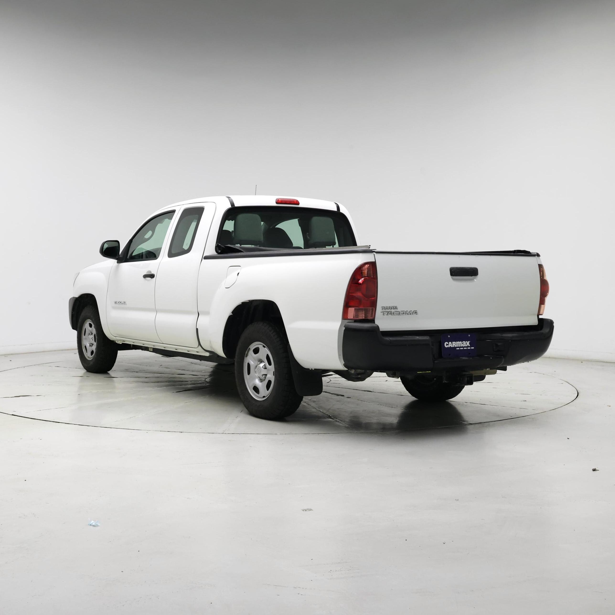 Thumbnail: 2013 Toyota Tacoma - 2