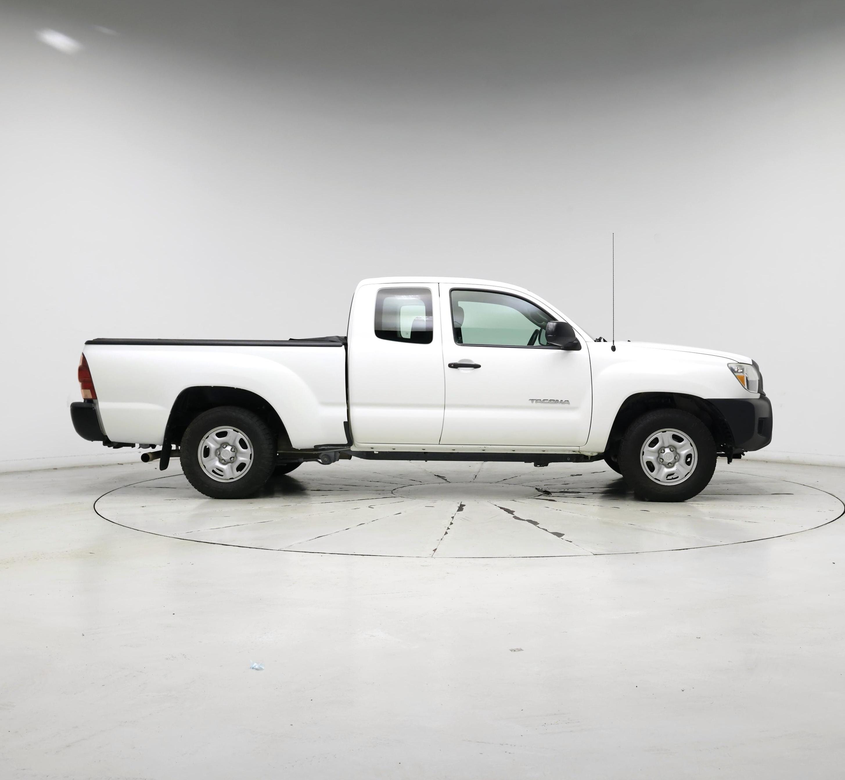 Thumbnail: 2013 Toyota Tacoma - 7