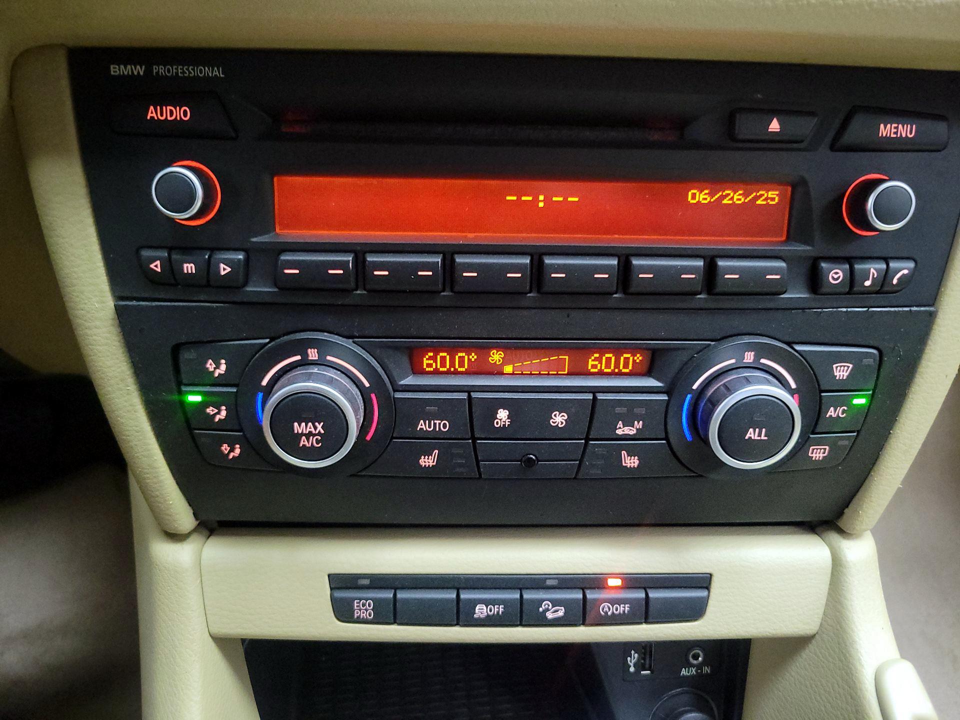 Thumbnail: 2014 BMW X1 - 15