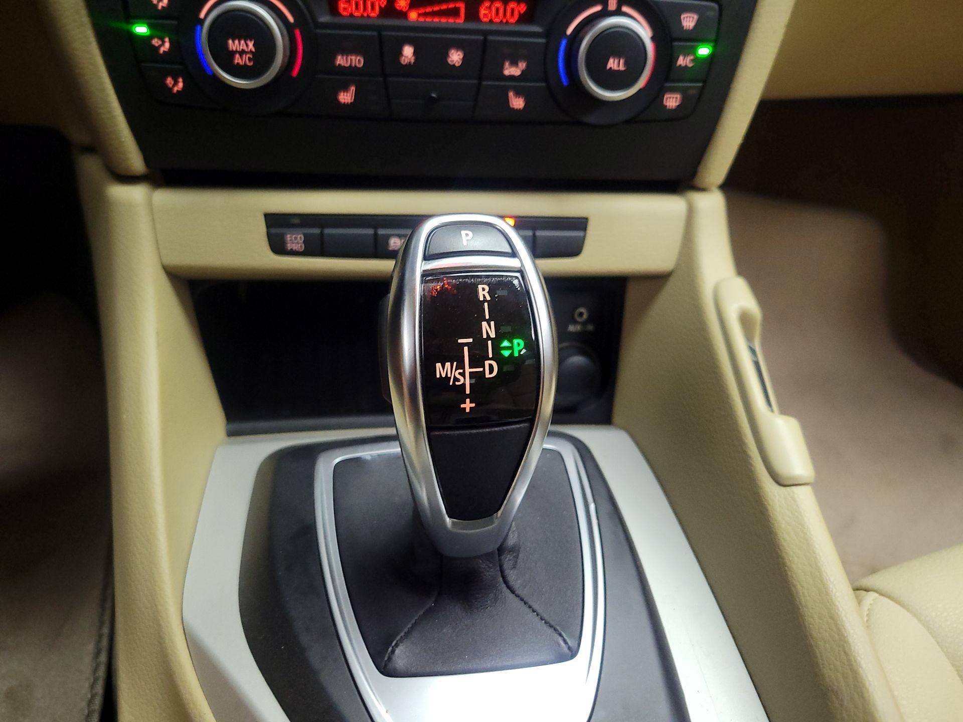 Thumbnail: 2014 BMW X1 - 16