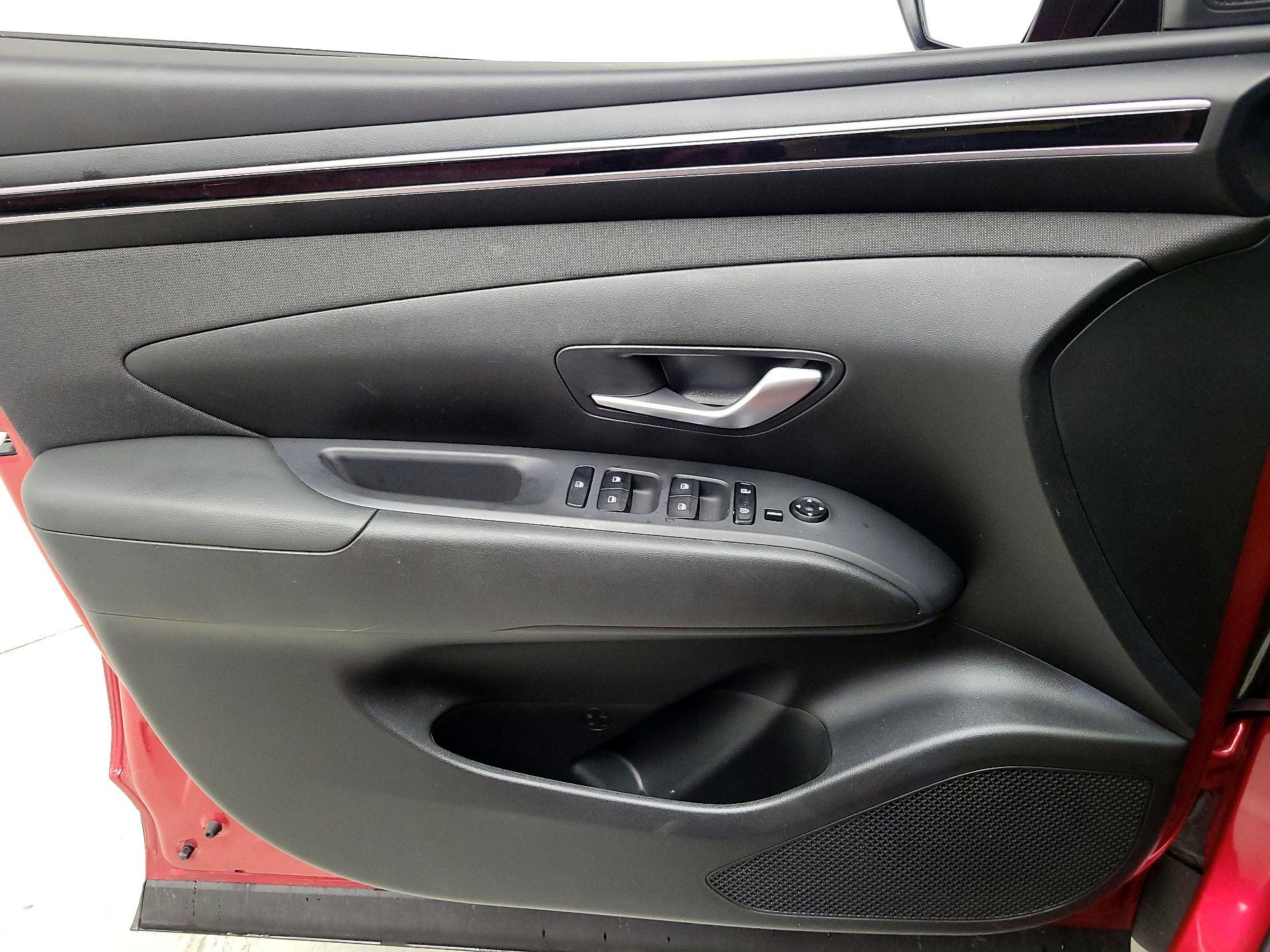 Thumbnail: 2023 Hyundai Tucson - 12
