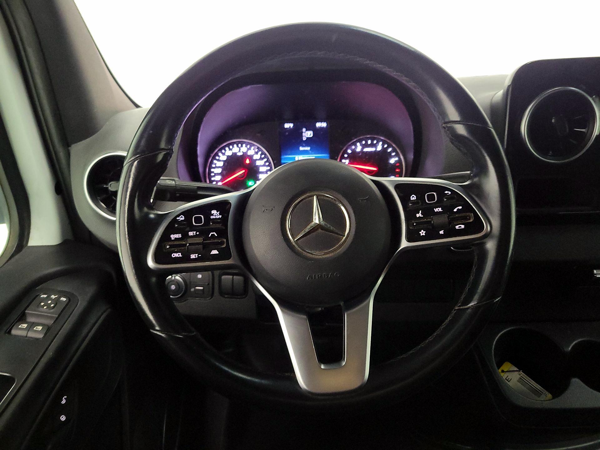 Thumbnail: 2021 Mercedes-Benz Sprinter - 10