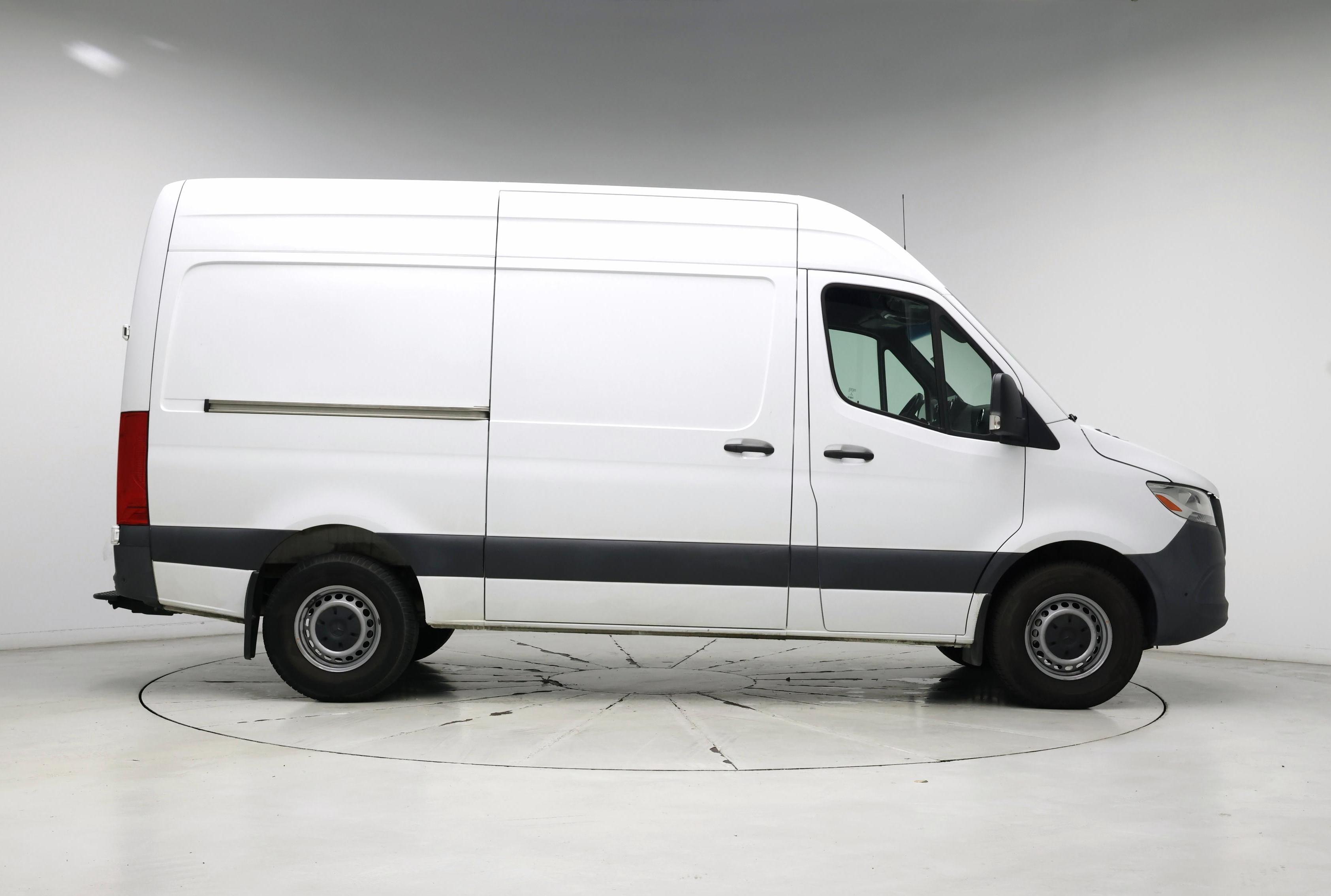 Thumbnail: 2021 Mercedes-Benz Sprinter - 7