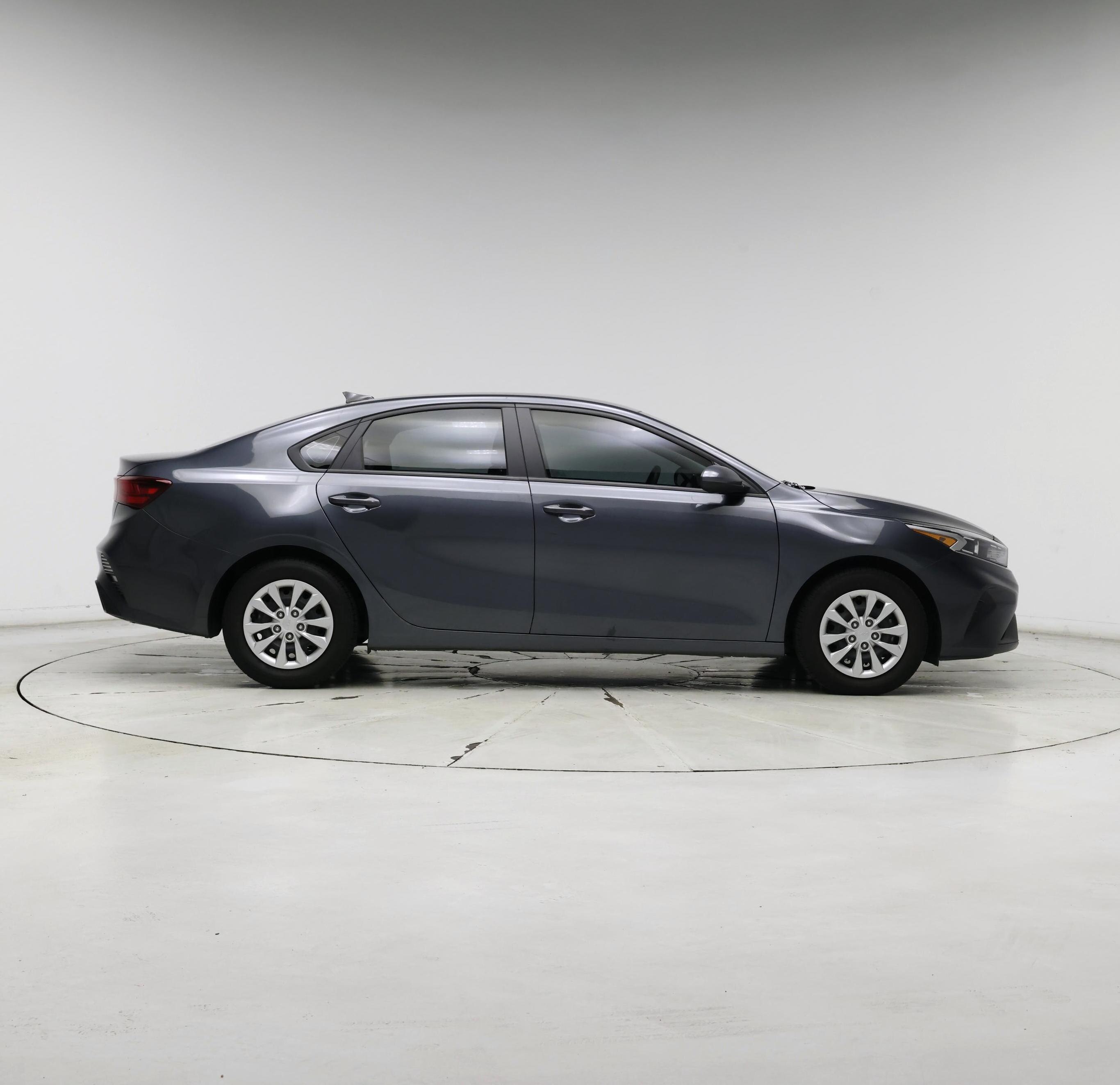 Thumbnail: 2023 Kia Forte - 7
