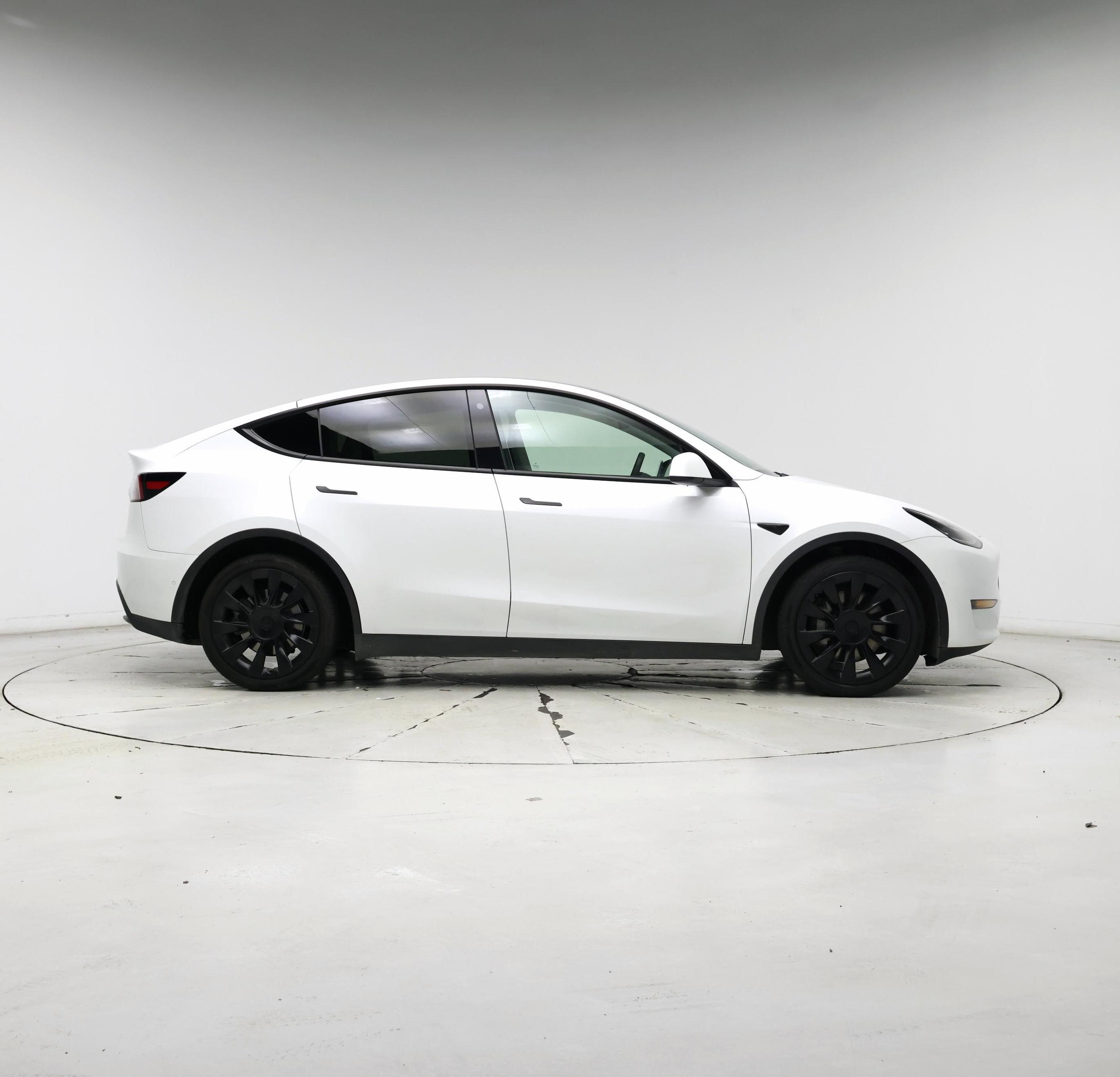 Thumbnail: 2022 Tesla Model Y - 7
