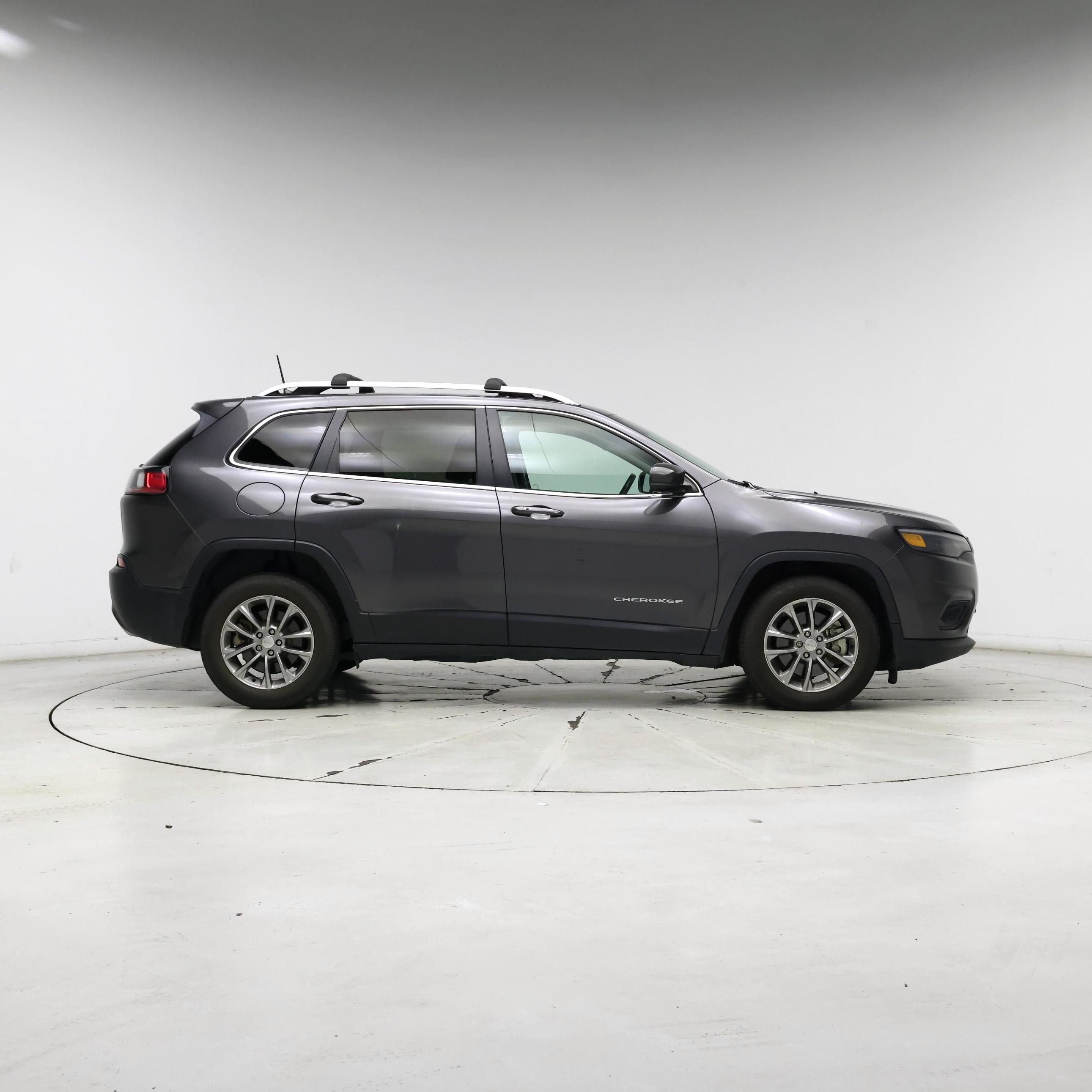Thumbnail: 2019 Jeep Cherokee - 7