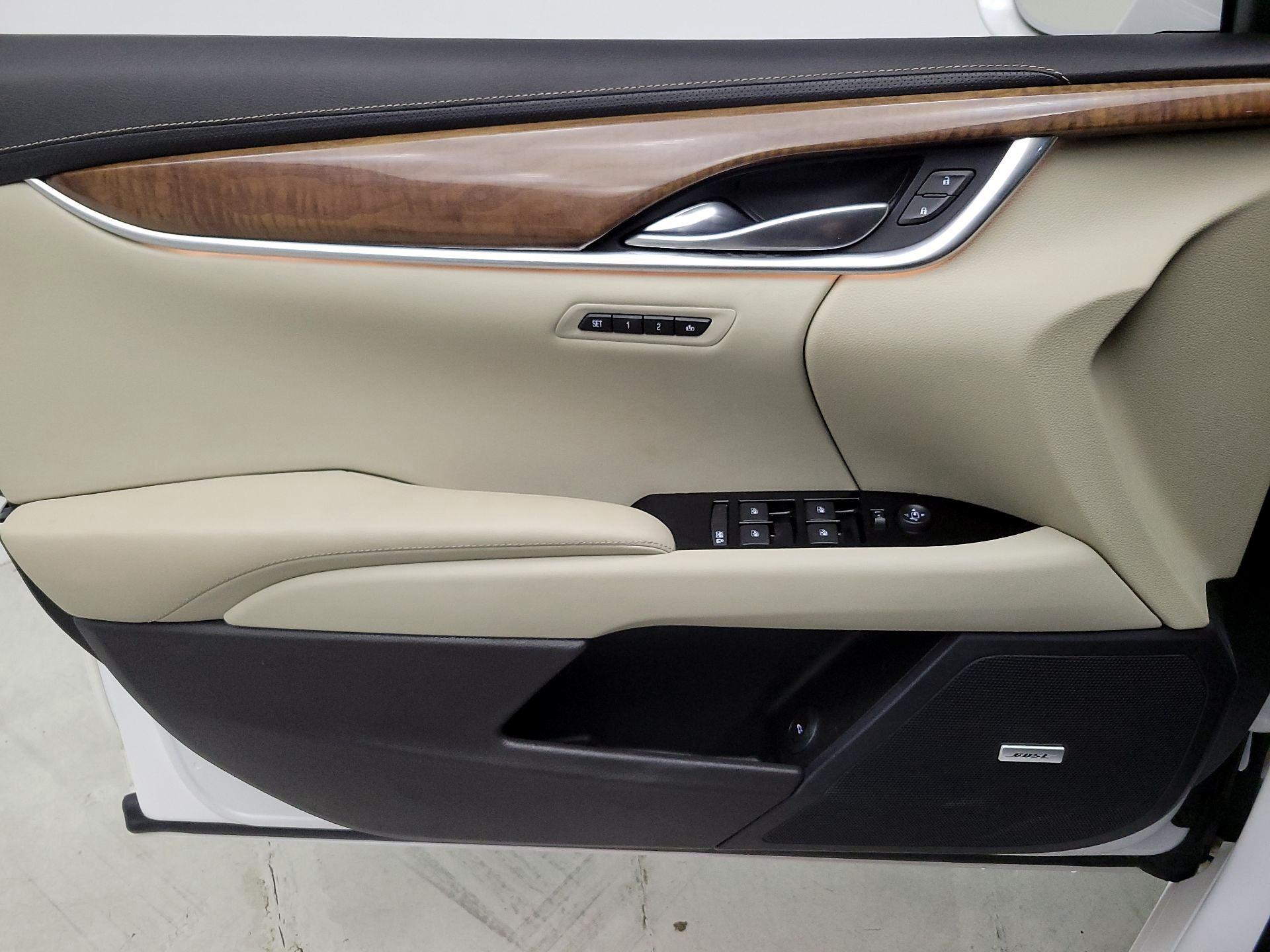 Thumbnail: 2019 Cadillac XTS - 12