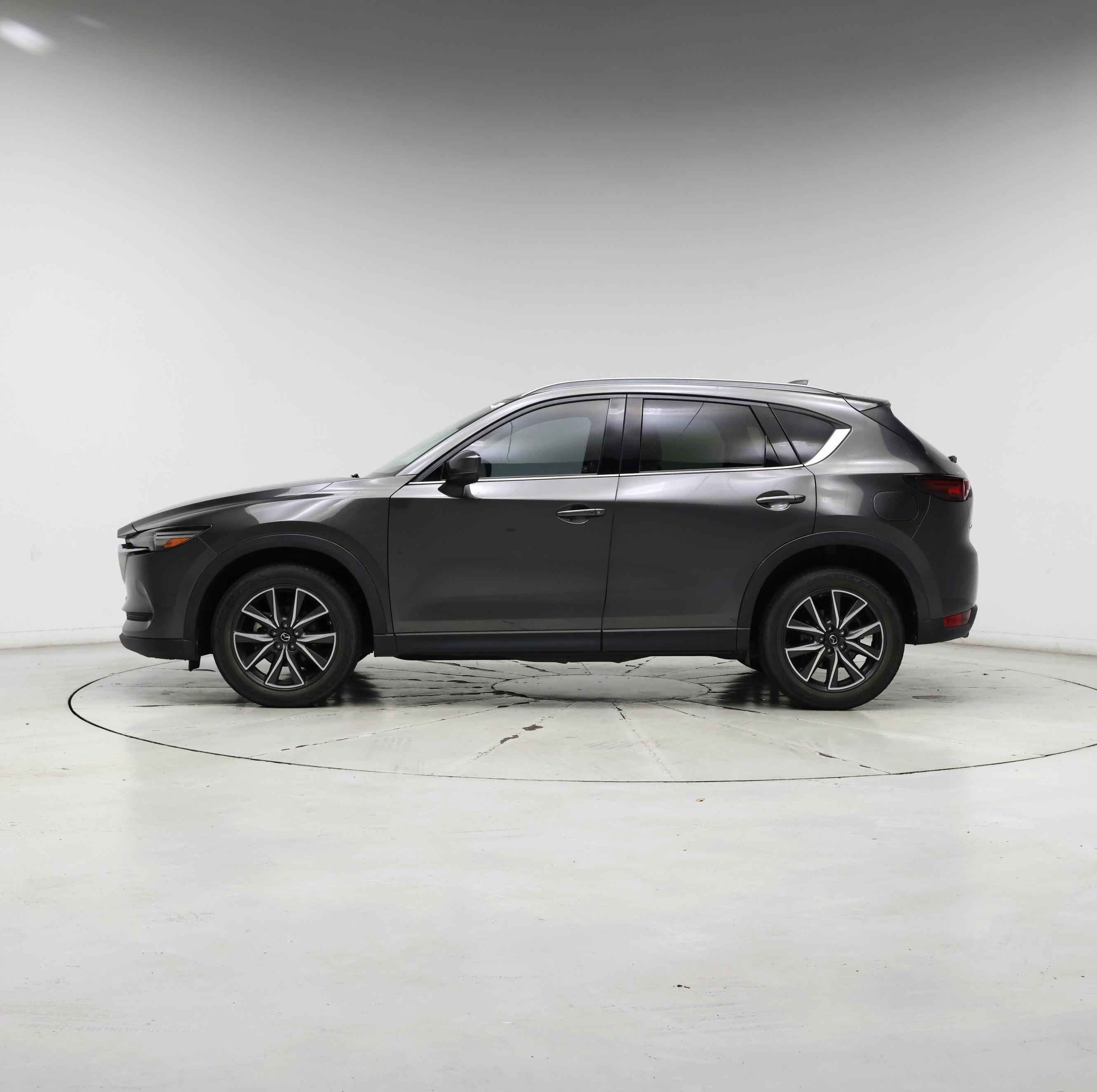 Thumbnail: 2018 Mazda CX-5 - 3