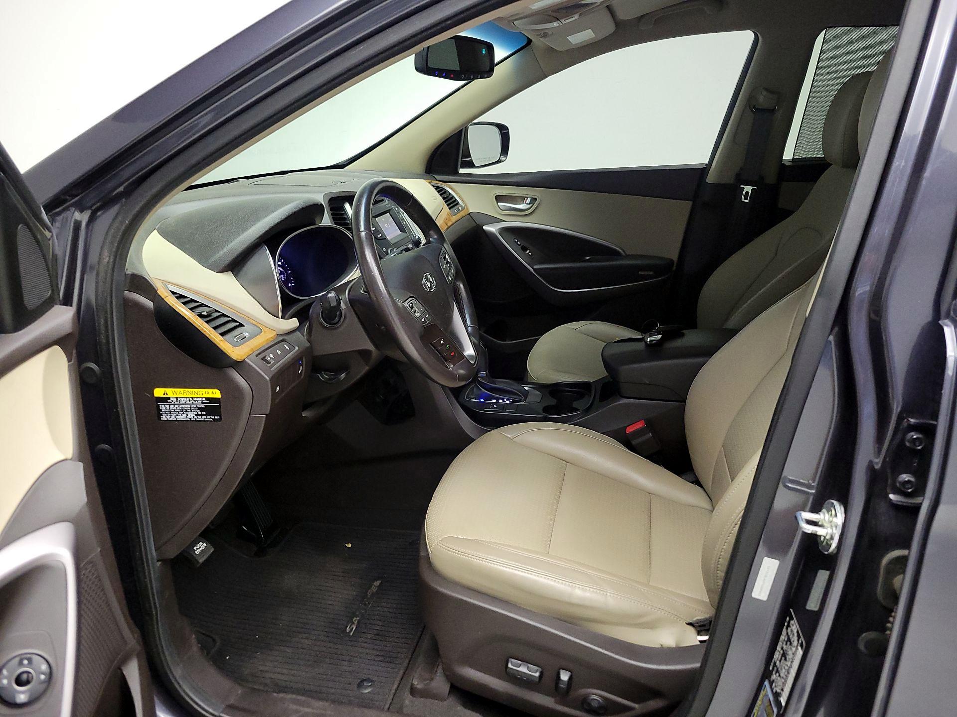Thumbnail: 2015 Hyundai Santa Fe - 9