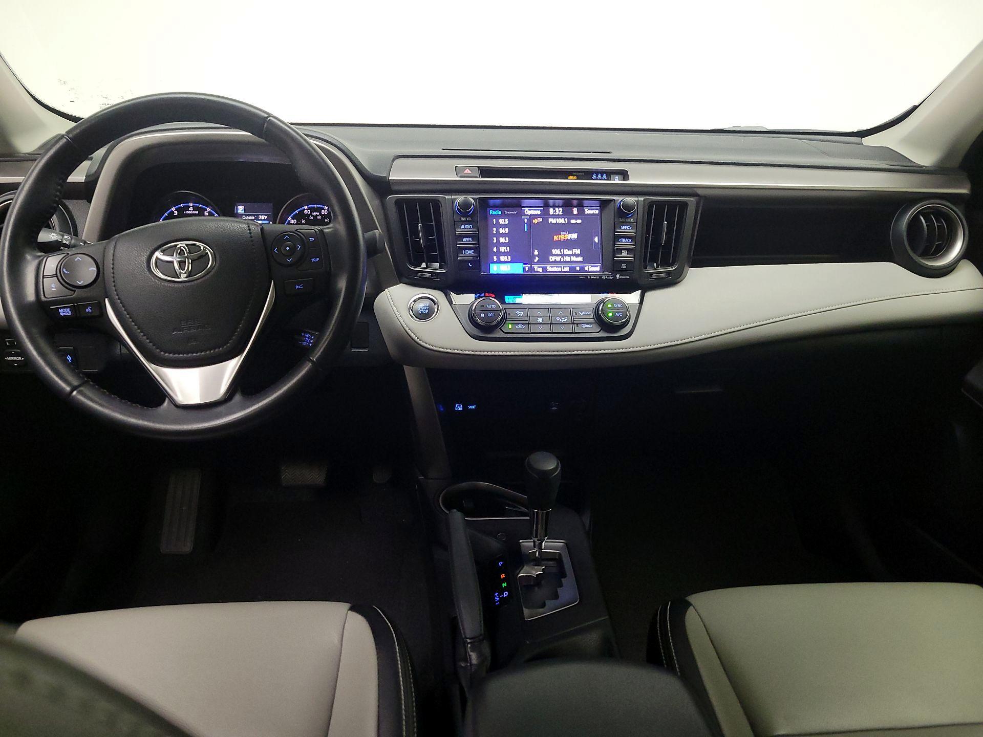 Thumbnail: 2018 Toyota RAV4 - 9