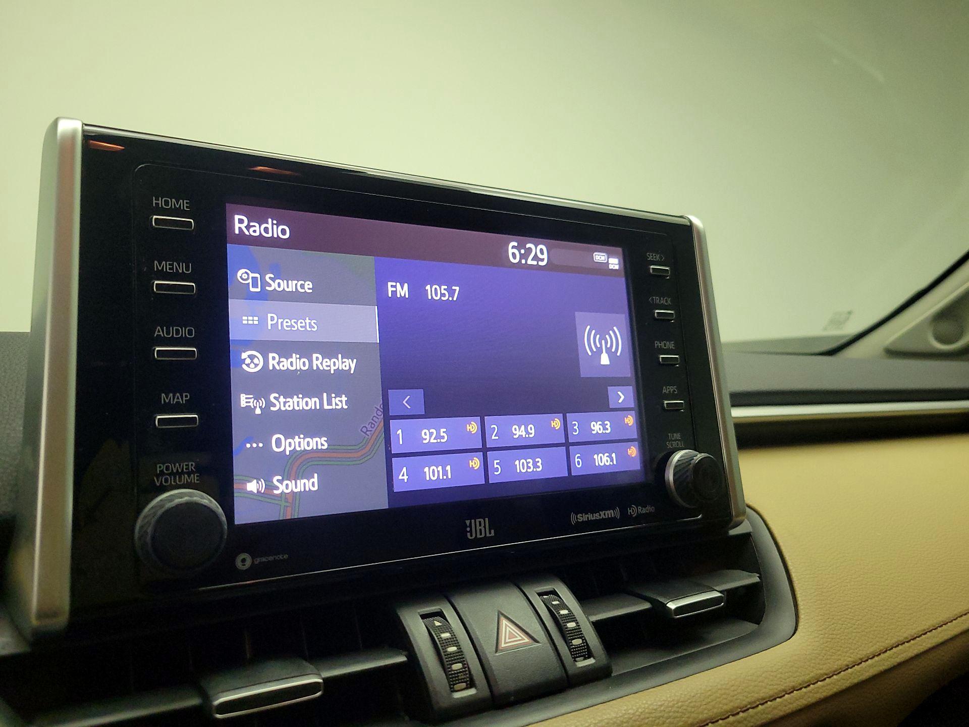 Thumbnail: 2019 Toyota RAV4 - 16