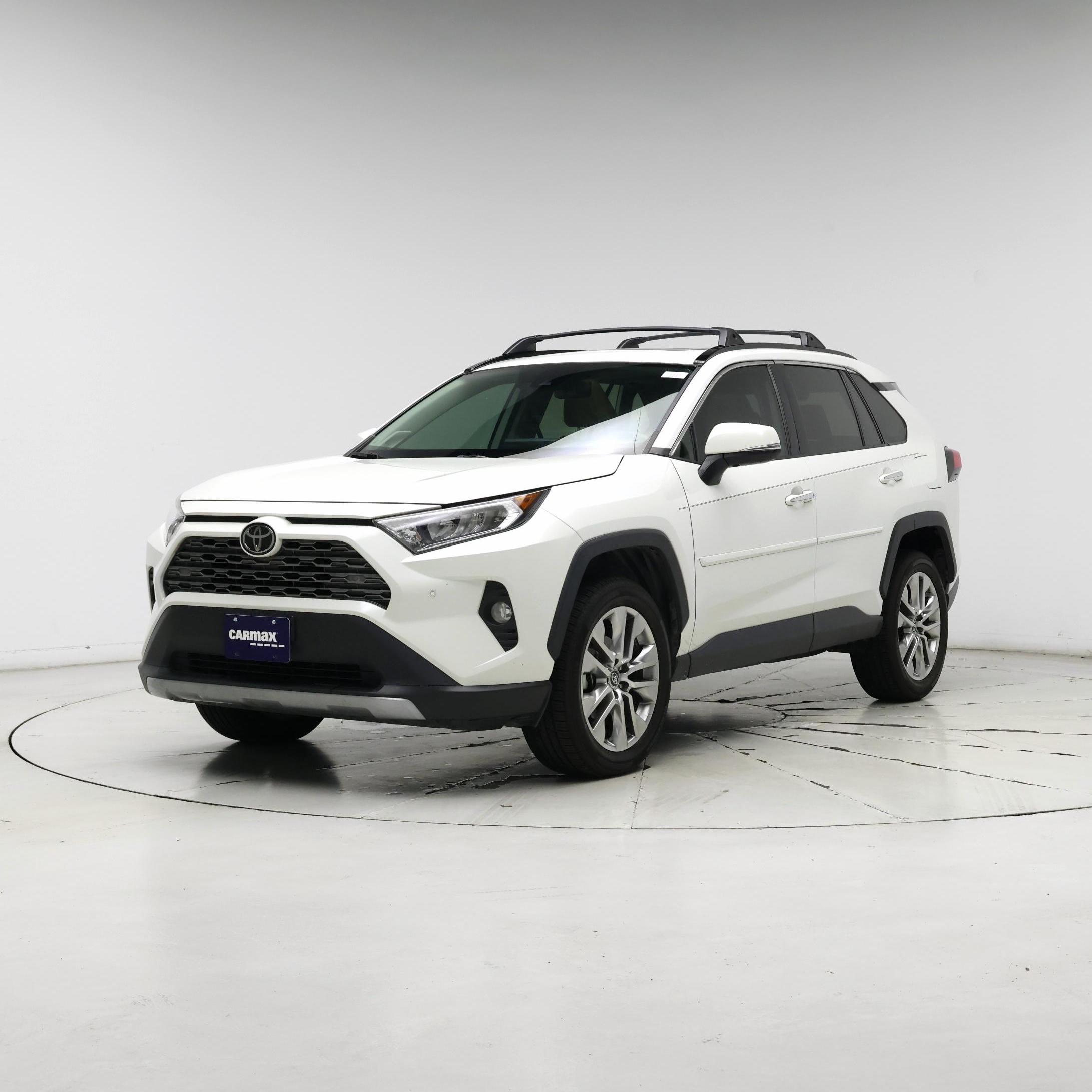 Thumbnail: 2019 Toyota RAV4 - 4
