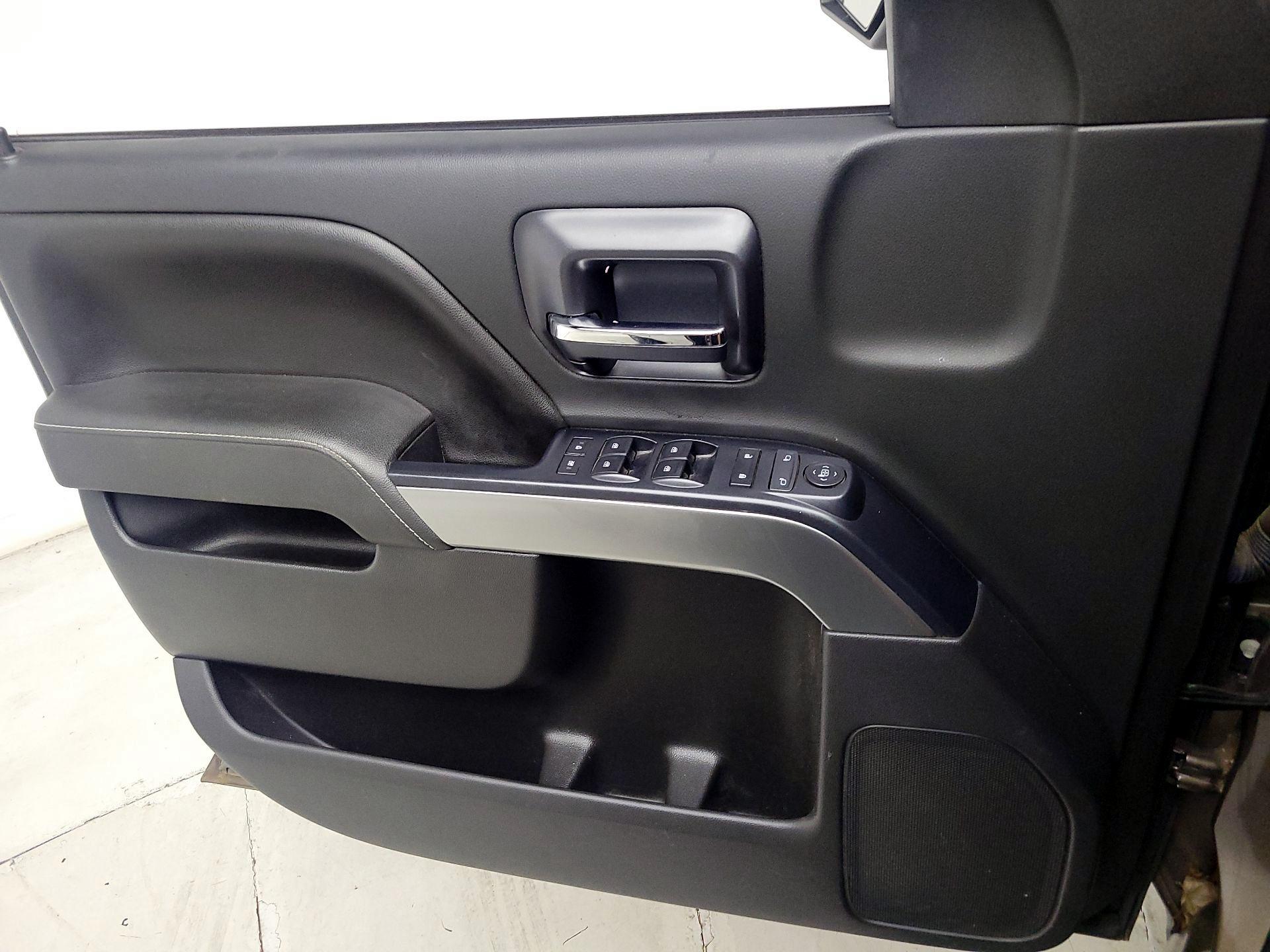 Thumbnail: 2015 Chevrolet Silverado 1500 - 12