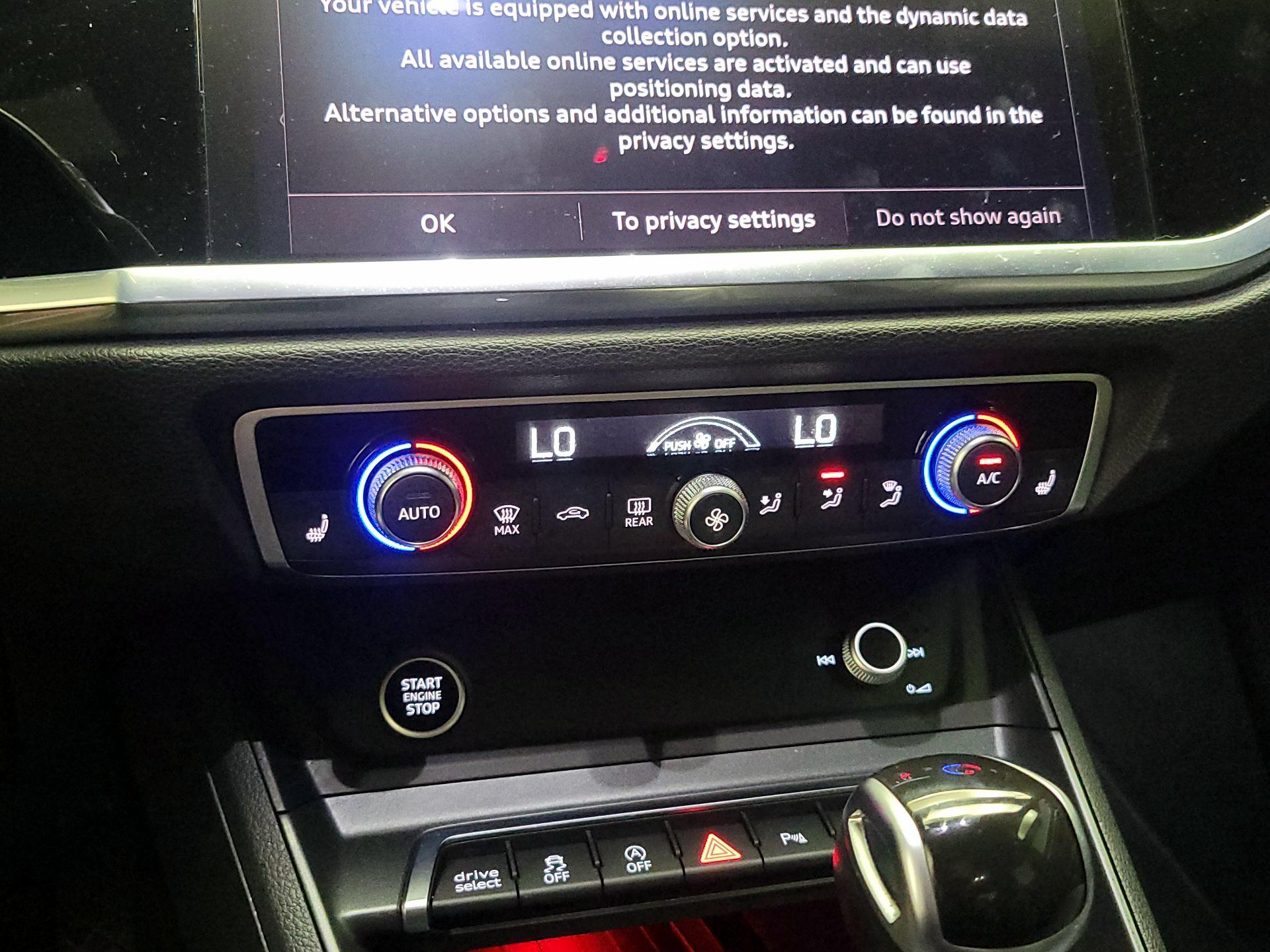 Thumbnail: 2022 Audi Q3 - 17